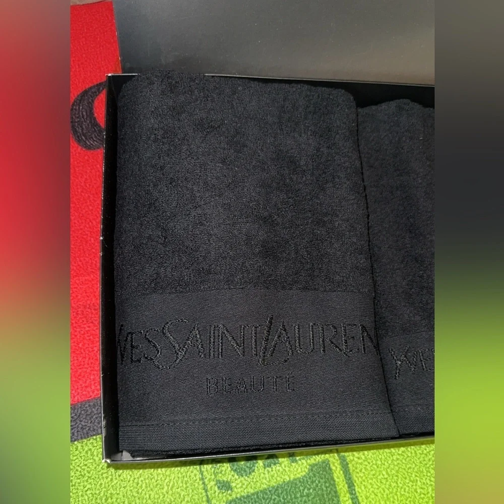 YSL Beauté Black Towel Set NIB